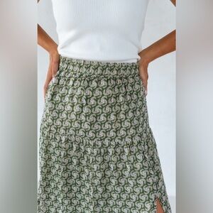 Easy Clothes Green Zoe Skirt